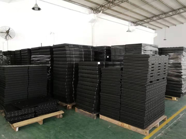 航空箱外皮是什么材料？